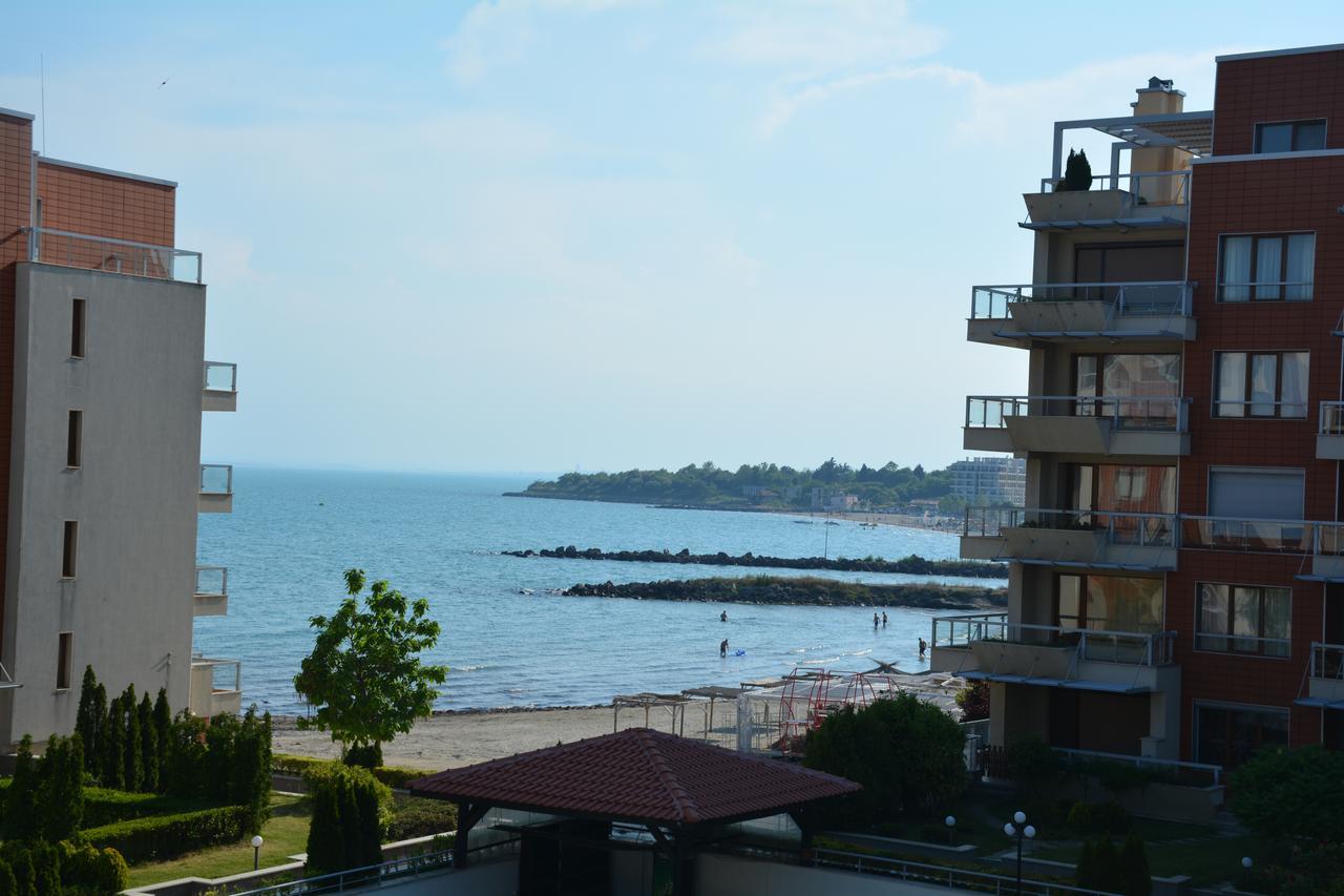 Apartments Helios Pomorie Luaran gambar